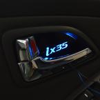 Декоративные накладки с подсветкой на внутренние дверные ручки для Hyundai ix35. (4 штуки)
